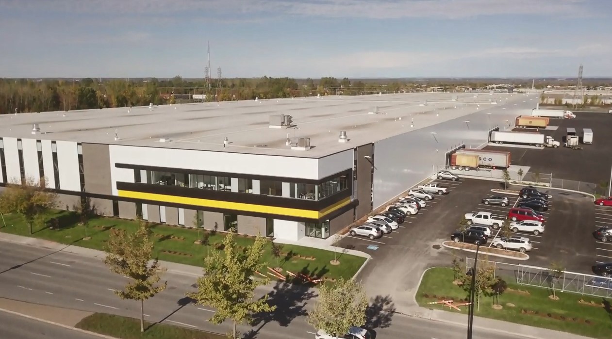Faites une visite virtuelle de notre nouveau centre de distribution à